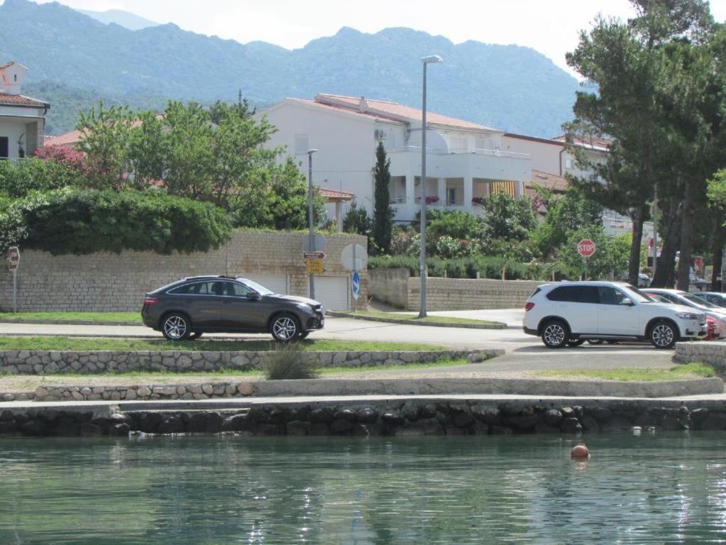 Apartmani I Sobe Grga Starigrad Paklenica Exterior photo