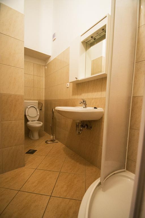 Apartmani I Sobe Grga Starigrad Paklenica Exterior photo